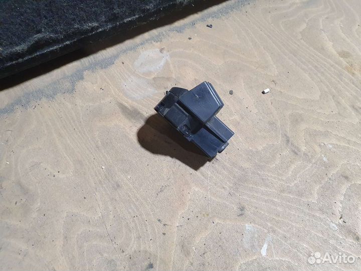 Контактная группа замка зажигания Ford