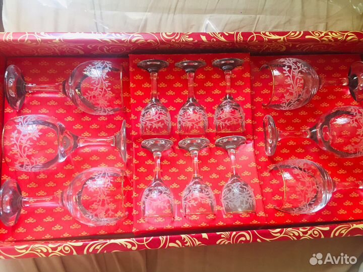 Сервиз из бакалов и рюмок.Торг