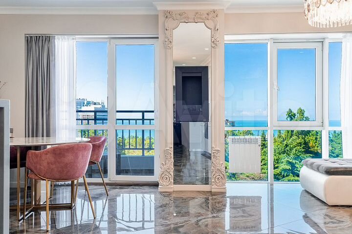 3-к. квартира, 100 м², 6/7 эт.