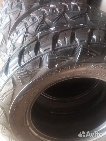 Roadstone Classe Premiere CP321 215/75 R15