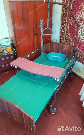 Медицинская кровать для лежачих больных