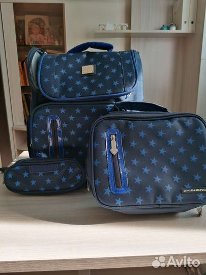 Школьный рюкзак