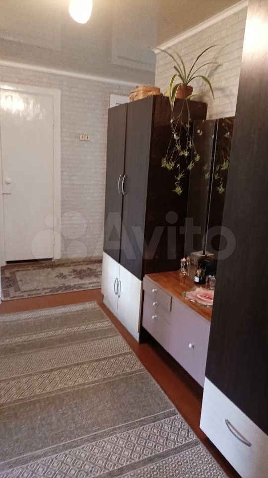 2-к. квартира, 50 м², 1/4 эт.