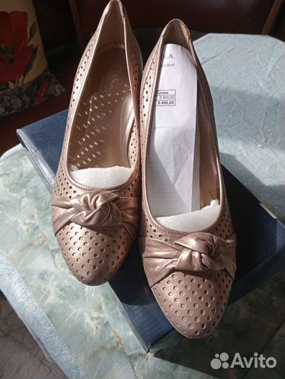 Туфли женские 37,5