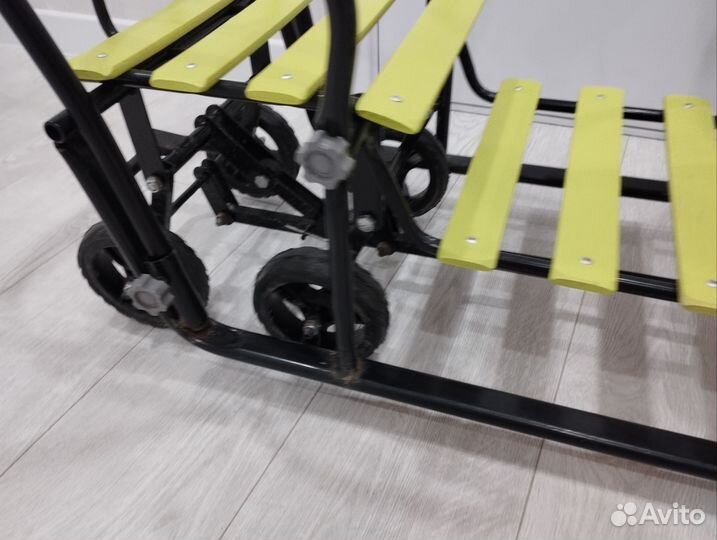 Санки с колесами