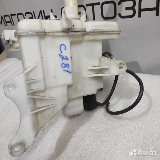 Бачок омывателя в сборе Toyota Auris E150