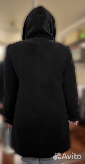 Пальто женское демисезонное 48-50 с капюшоном