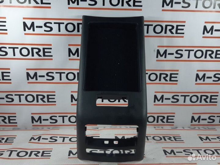 Консоль между сидений Audi A6 C6/4F BDX 2007