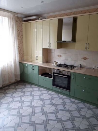 2-к. квартира, 55 м², 1/3 эт.
