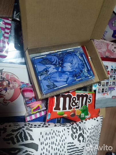 Мерч MTC, геншин и сладости