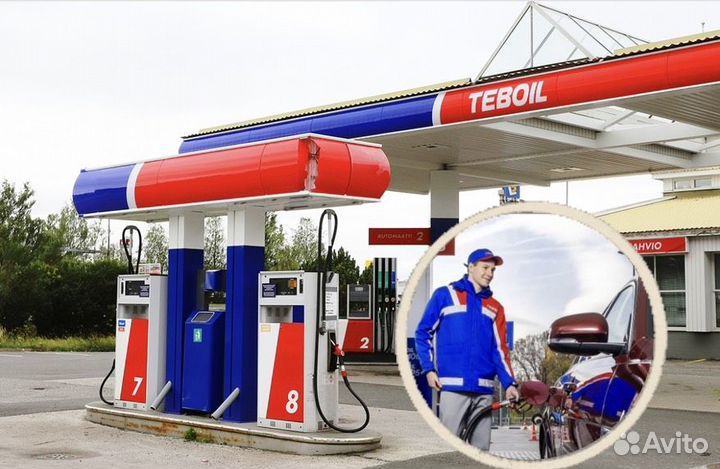 Заправщик на АЗС (Российская улица)