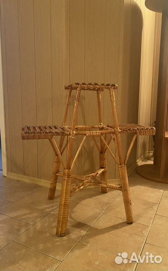 Плетеная подставка