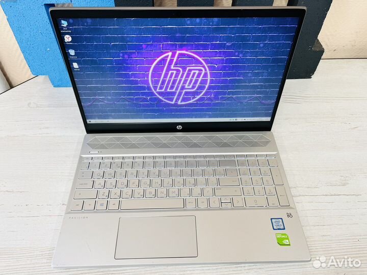 Игровой ноутбук i5-8250/8gb/ips/ssd 1tb