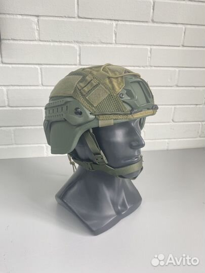 Набор: Шлем с ушами + чехол