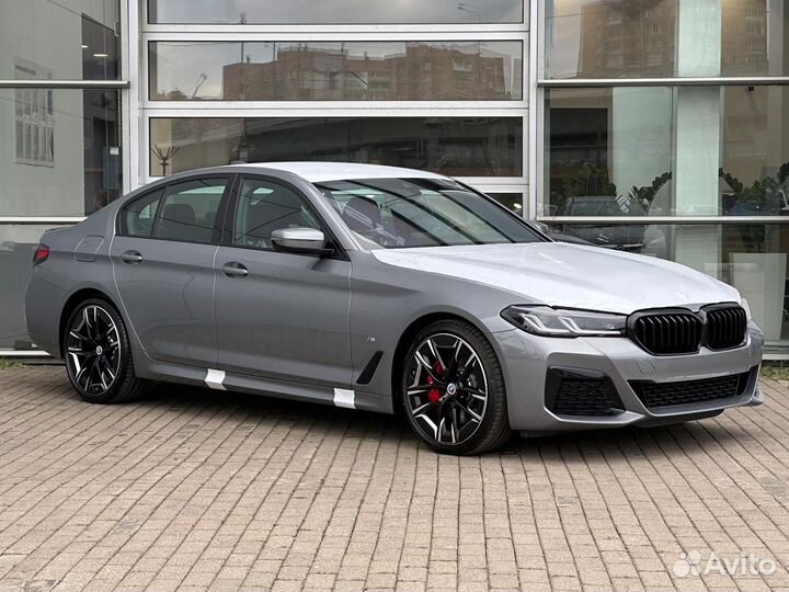 BMW 5 серия, 2022