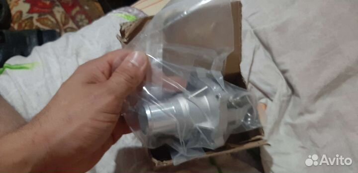 Термостат в сборе на chevrolet cruze 1 8