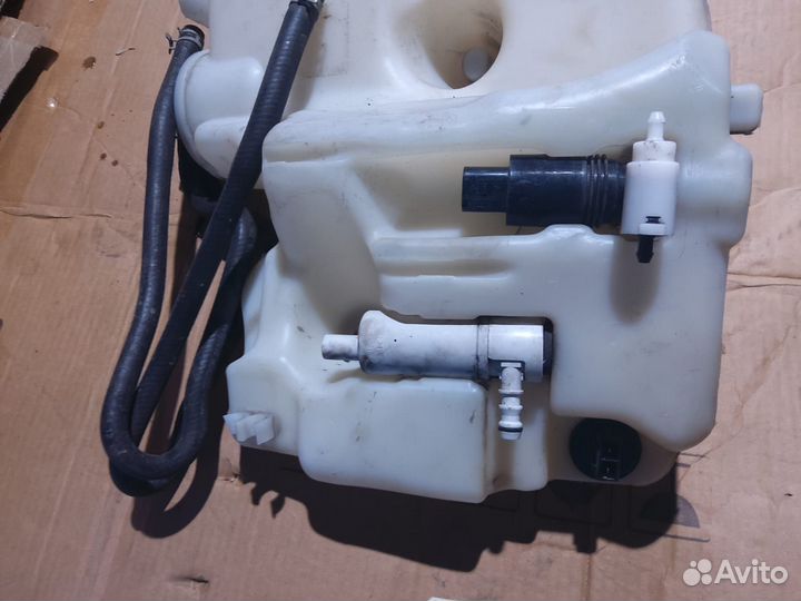 Бачок омывателя Mercedes Gl X164