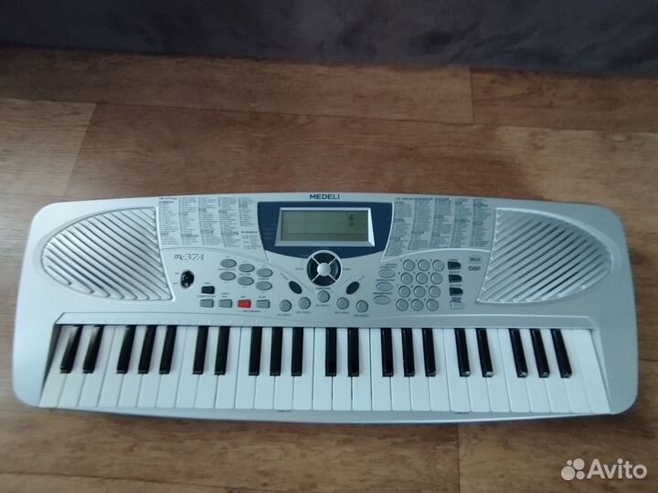 Синтезатор