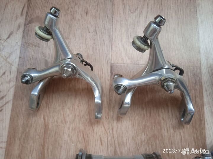 Campagnolo. Regina.Suntour