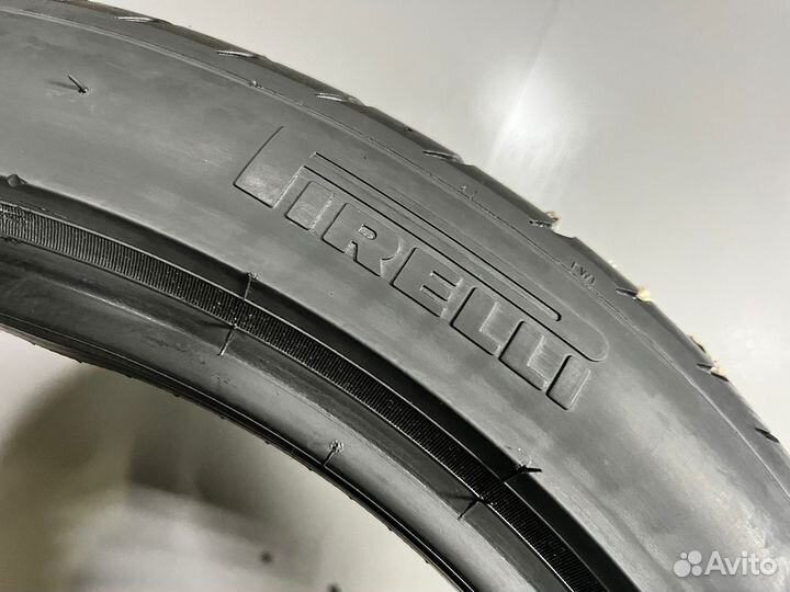 Pirelli P Zero 255/40 R20 и 295/35 R20 105Y