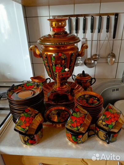 Большой чайный сервиз Хохлома