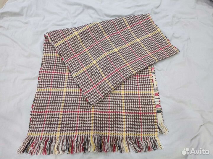 Шерстяной шарф палантин