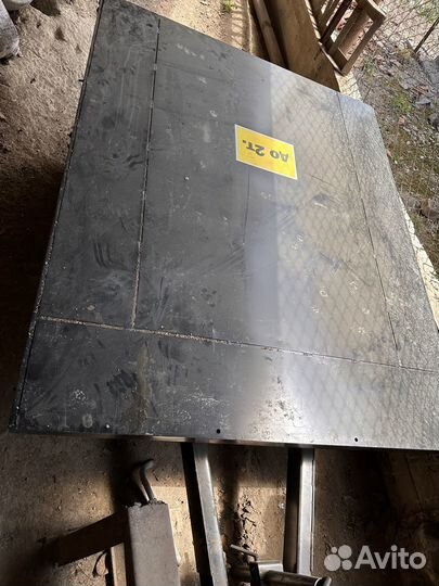 Полуприцеп тракторный Уралец П03.00.700, 2024