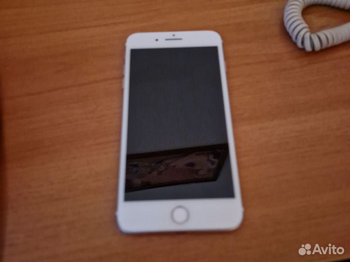 Продам iPhone 7 plus