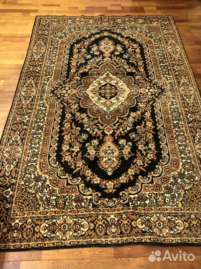 Ковер бу шерстяной