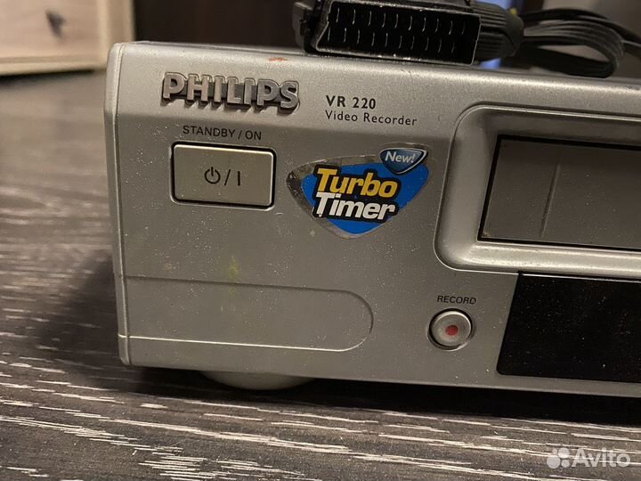 Видеомагнитофон