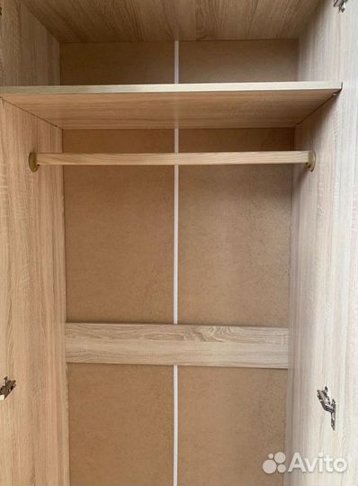 Шкаф Рик платяной