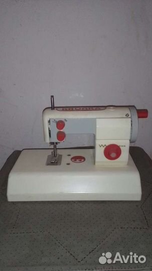 Швейная машинка