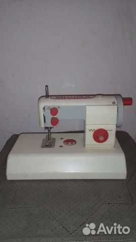 Швейная машинка