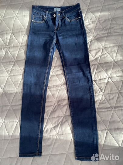 Джинсы stradivarius 34
