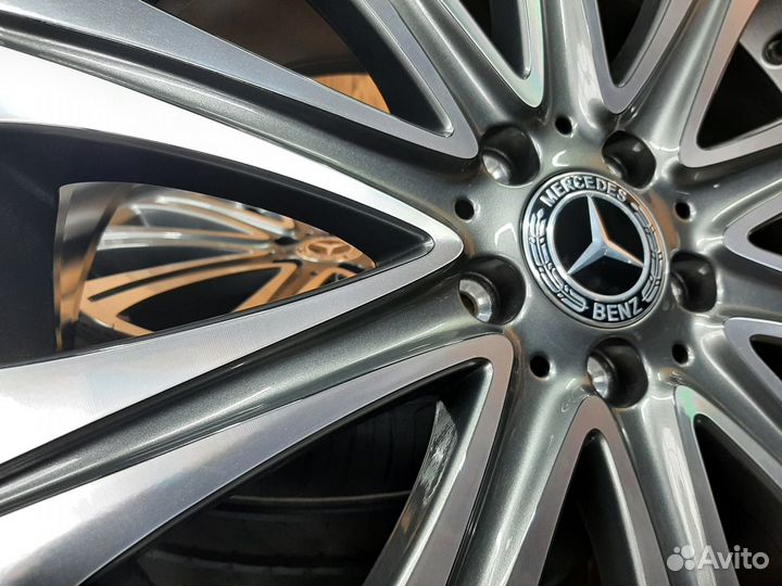 R19 Pirelli Cinturato P7 245/40, PCD 5x112 DIA 66.6