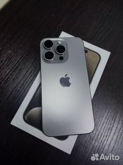 iPhone 15 Pro, 256 ГБ