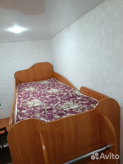 Детская двухъярусная кровать