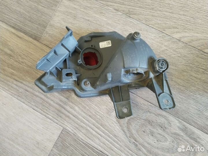 Птф левый Toyota RAV4 4 CA40 (15-19)