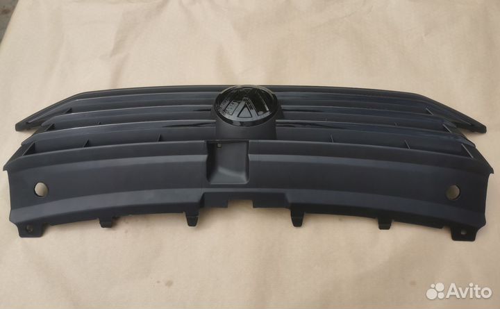 Решетка радиатора Volkswagen polo 15-20 Антихром