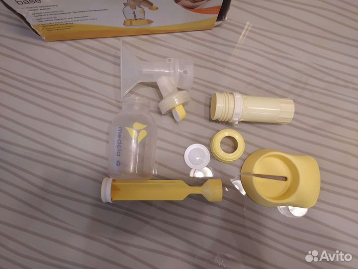 Молокоотсос ручной medela