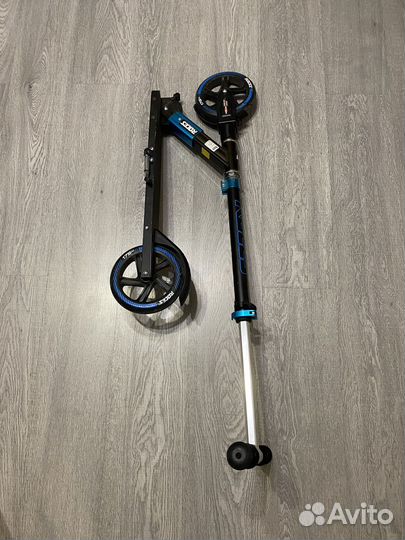 Самокат Roces