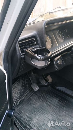 Подстаканник в авто универсальный