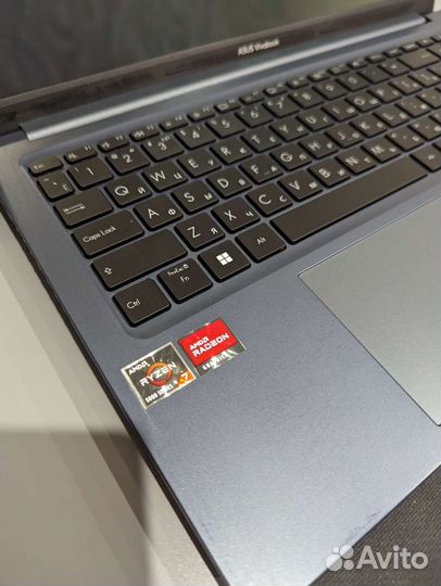 Asus vivobook oled M1503QA