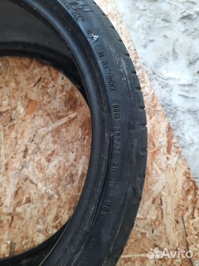 Michelin Pilot Sport 3 255/35 R19