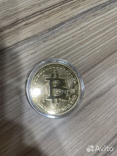 Монетка сувенир bitcoin