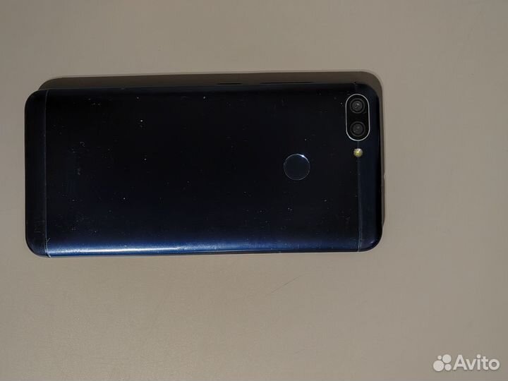 Смартфон Asus zenfone