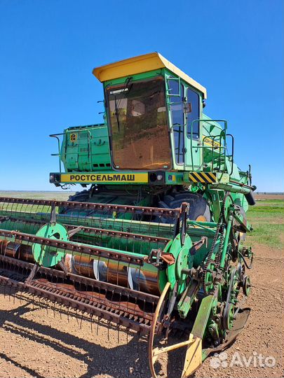 Комбайн Ростсельмаш Дон 1500Б, 2002