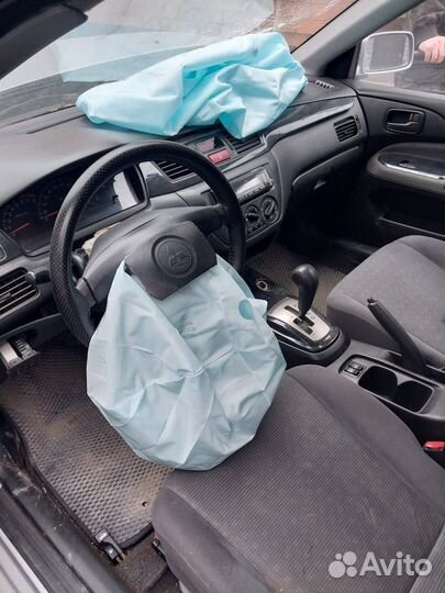 В разборе митсубиши лансер 9 2007г запчасти