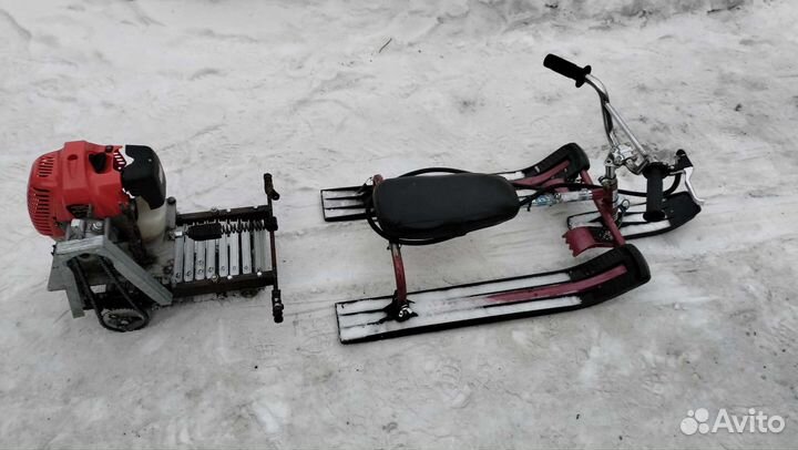 Детский снегокат с мотором