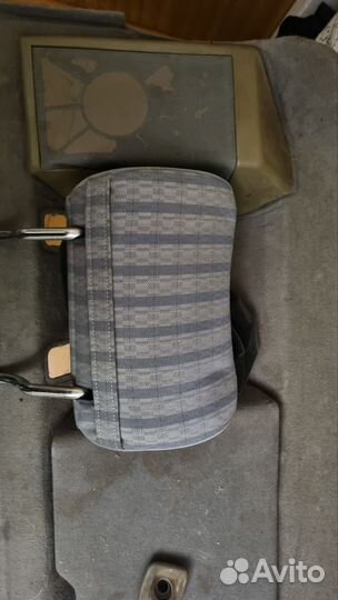 Полка задняя w124